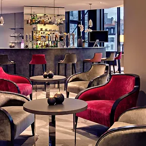 https://mercure-clermont-ferrand-centre-jaude.hotels-rhonealpes.com