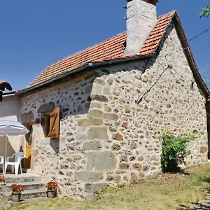 Two-bedroom Holiday In St. Bressou Hébergement de vacances